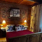 Pod Kogutkiem Na Dolinie Chalet